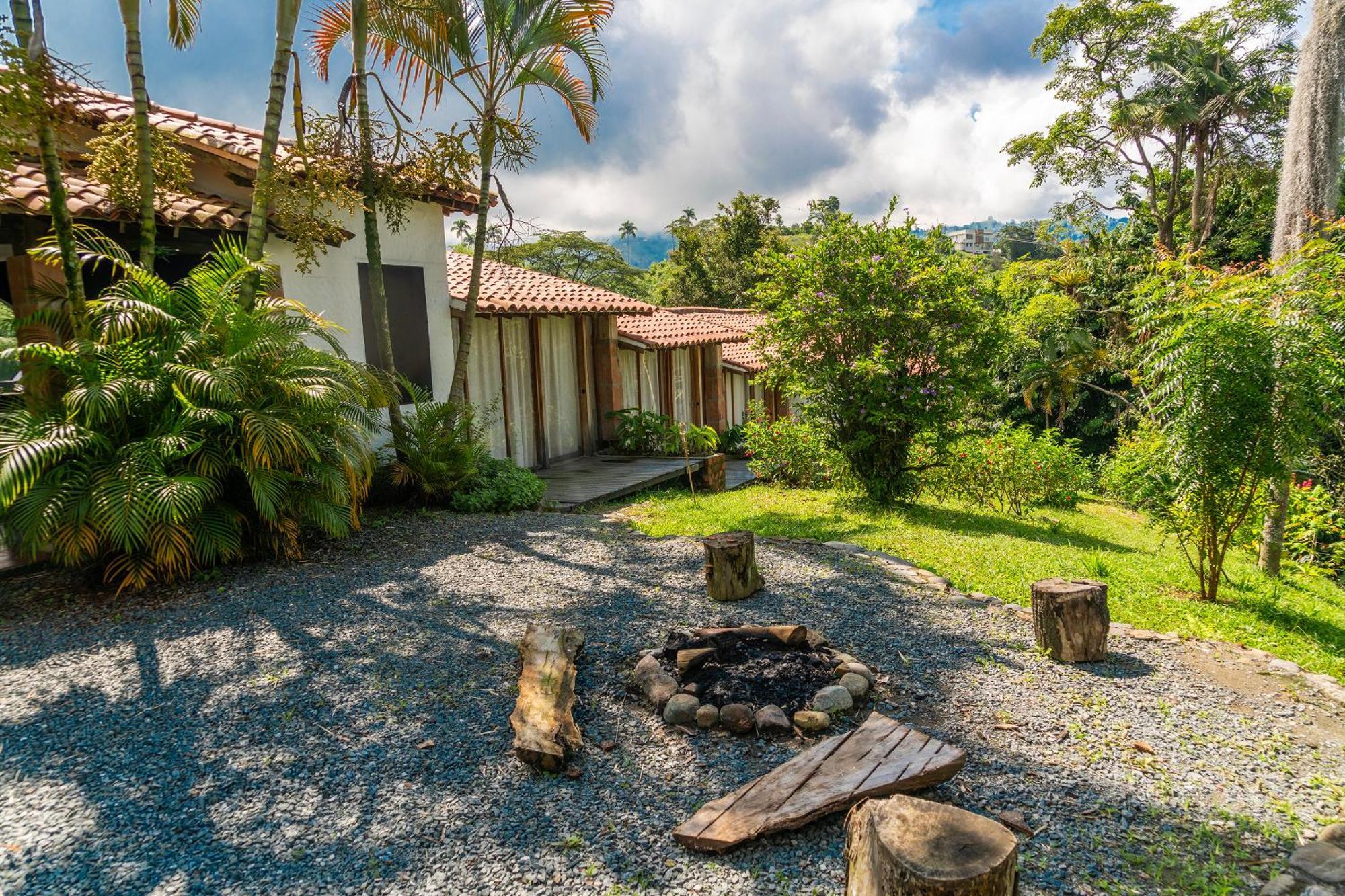 Aldea Sabatinga Villa Manizales Ngoại thất bức ảnh